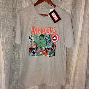 NWT Marvels "The Avengers" Graphic T-shirt Unisex Gray